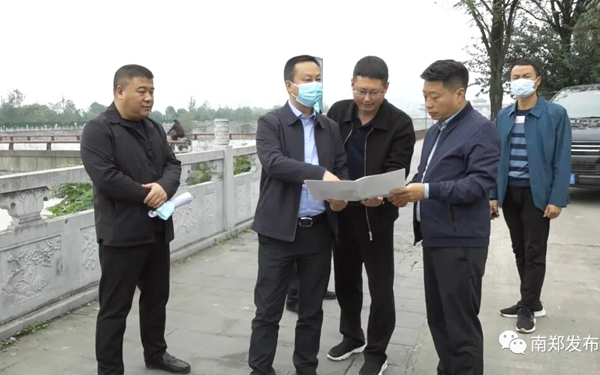 王志伟调研城市道路建设工作