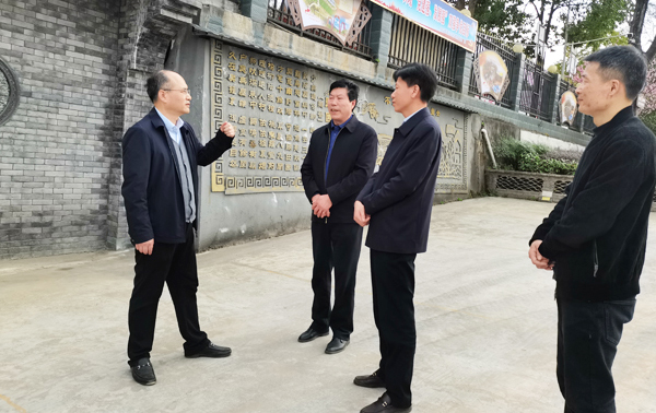 郑汉生检查包抓重点项目建设情况